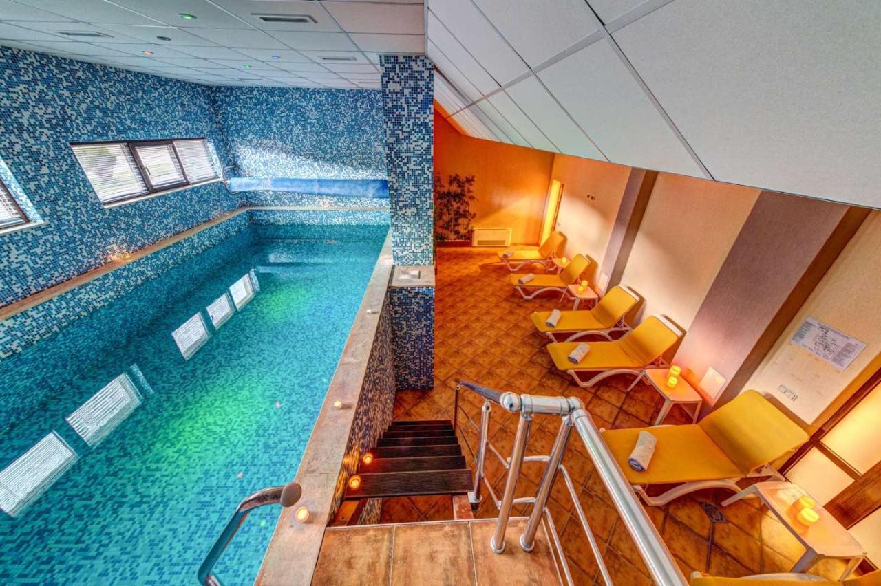 Skyday Penthouse Deluxe At Oak Residence Смолян Экстерьер фото